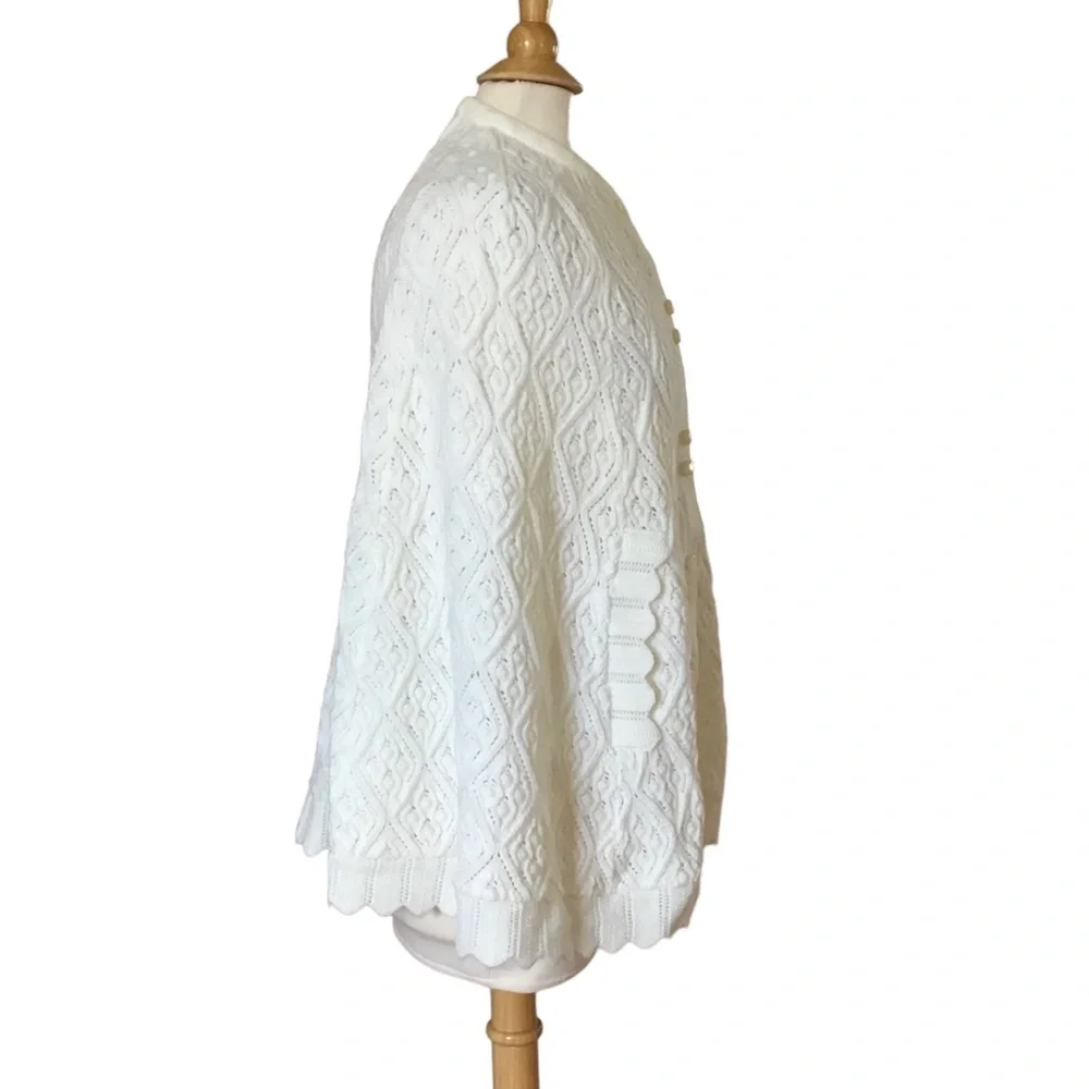 Vintage 60’s Textured Acrylic Sweater Cape Poncho - Picture 3 of 10